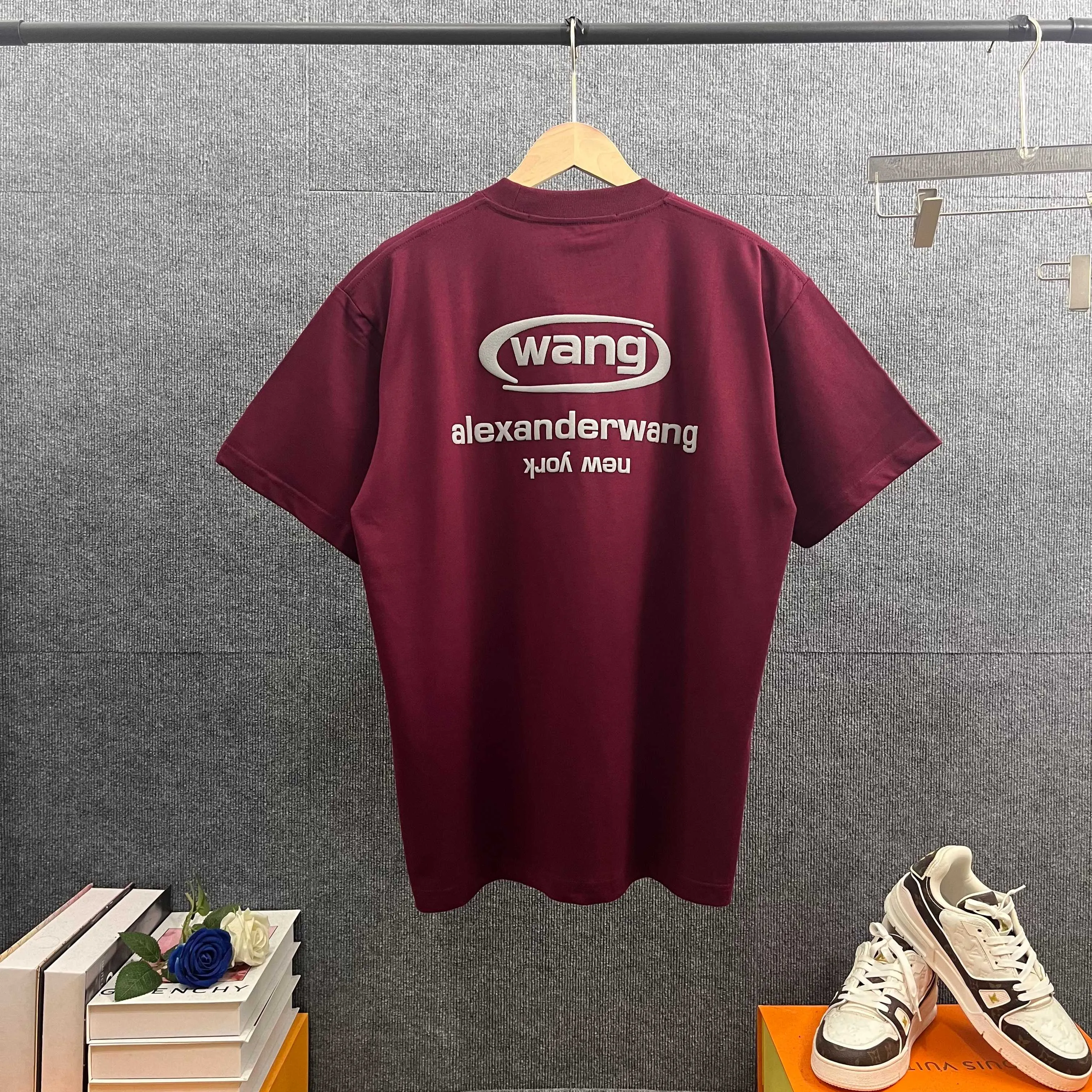 * * *alexa 2026 New Arrival wang logo T Same Style ：Black White Red Size： S （90-130 ） M （120-150 ） L （140-165 ） XL （160-180 ） XXL （180 ）